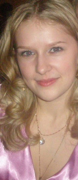 Оля Костюничева