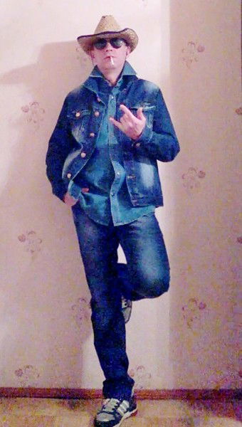 Александр Сухарев