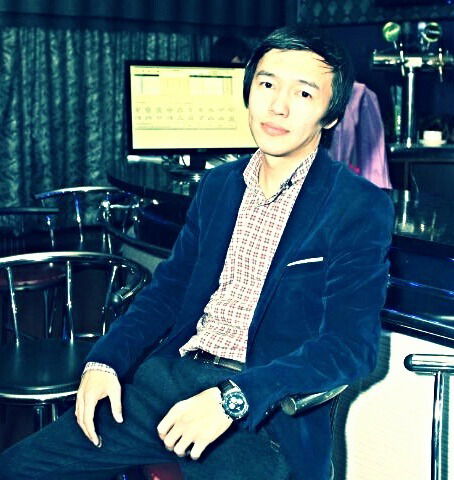 Алмас Махажанов