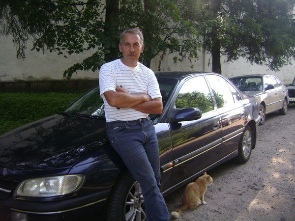 Евгений Опарин