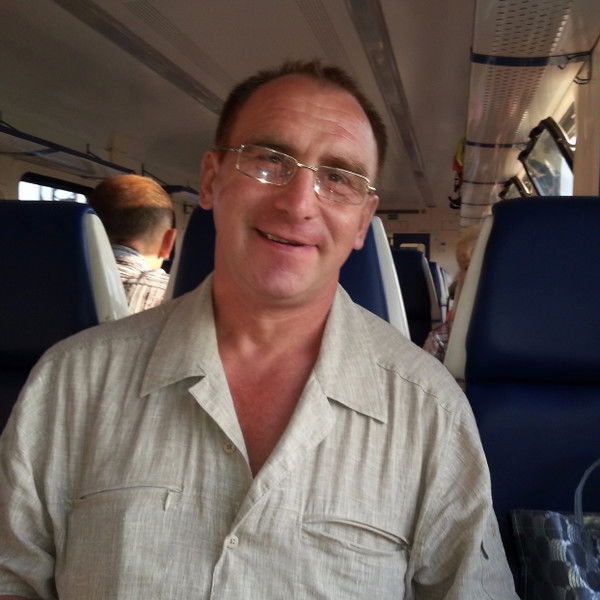 Александр Илларионов