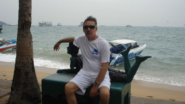 Александр Иванов