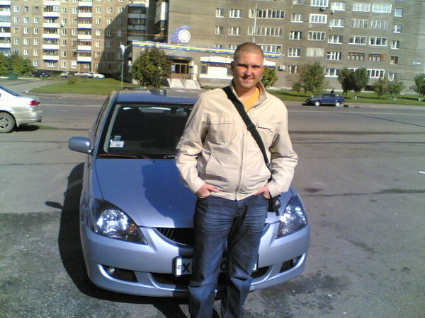 Антон Васильев