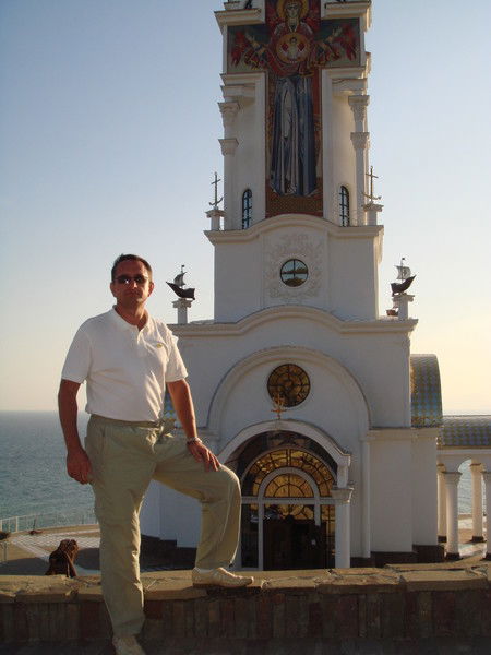 Андрей Борисов