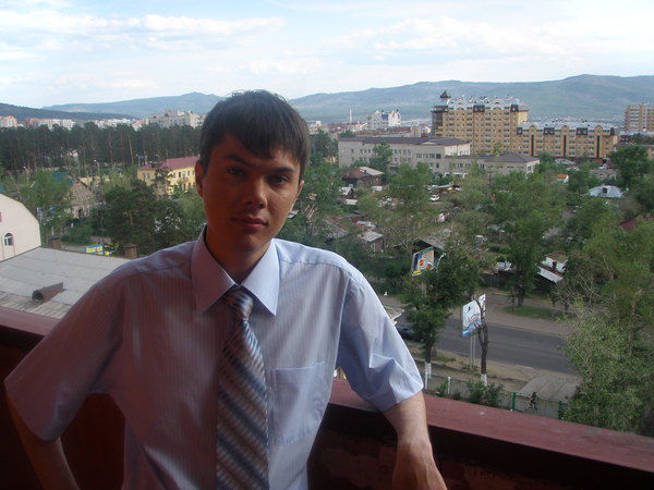 Игорь Попов