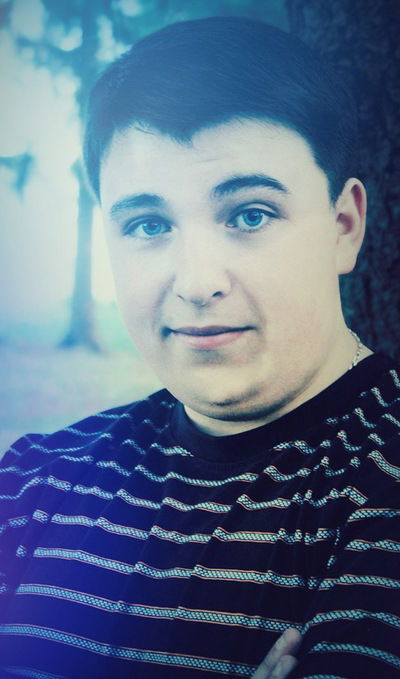 Денис Крыхтин