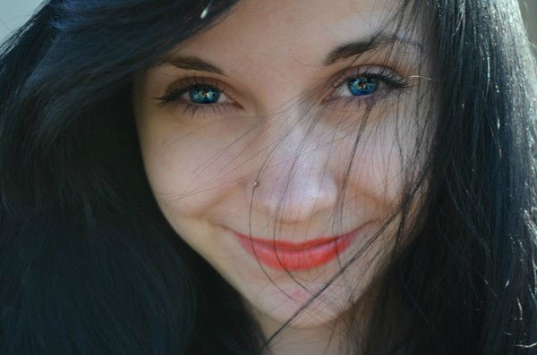 Нина Попова