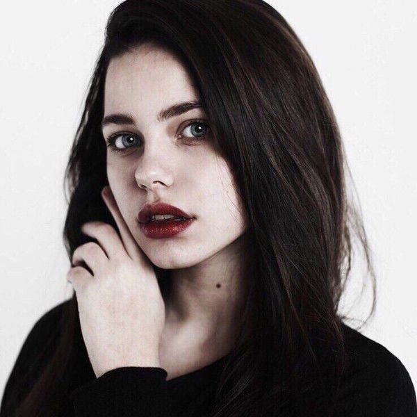 Валерия Романова