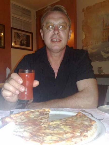 Костя Книга