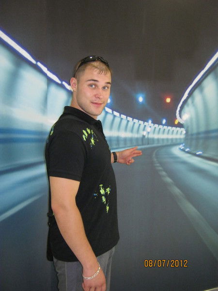 Евгений Аки