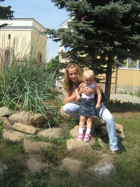 Лена Назарова