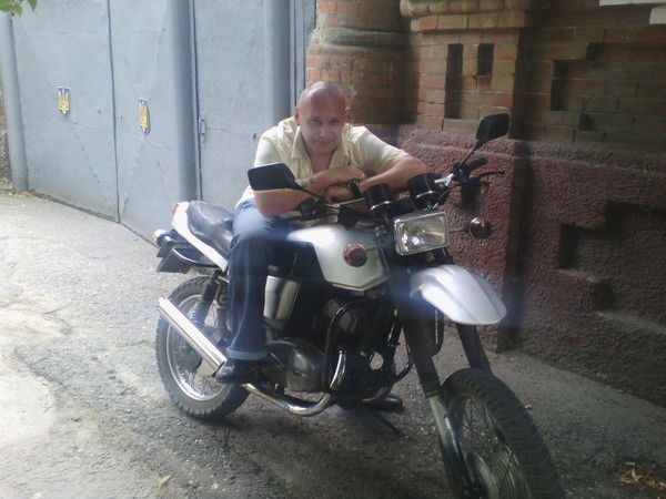 Виталий Чернявский