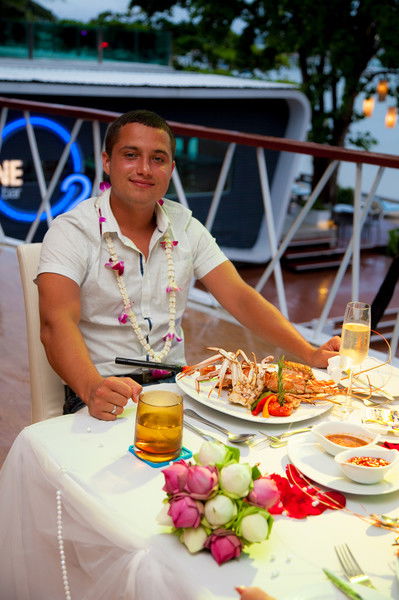 Владислав Ахметов