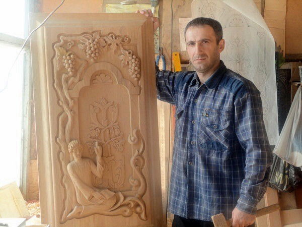 Артур Галстян