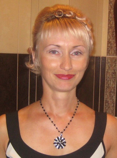 Елена Колоколова