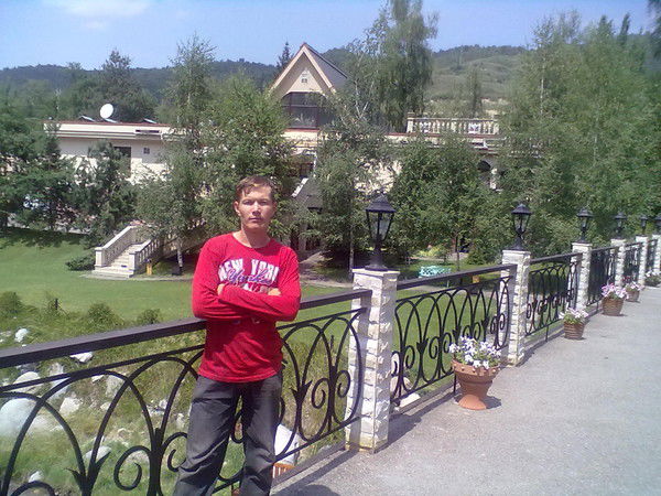 Денис Самуилов