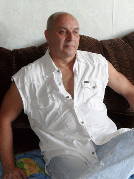 Виктор Марар