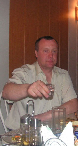 Женя Мануилов