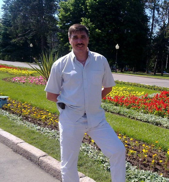 Анатолий Попель