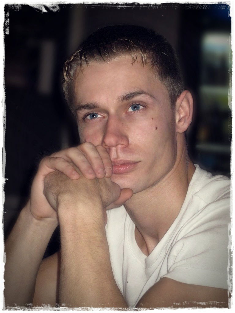 Артем Наумов