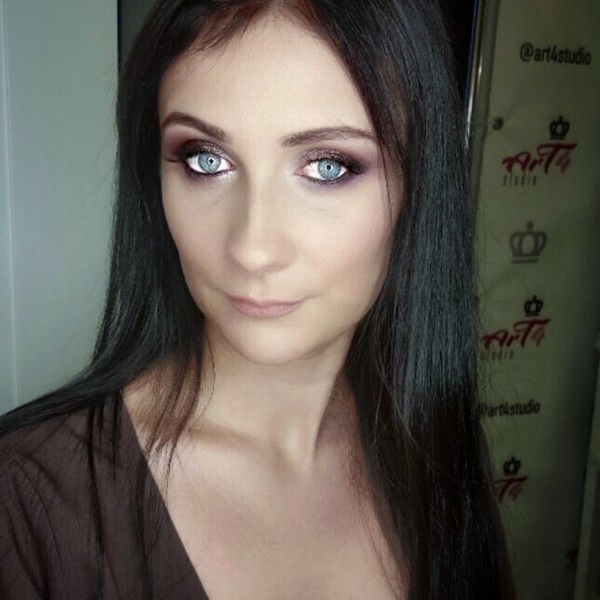 Яна Калиненко