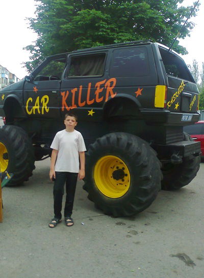 Саша Колесник