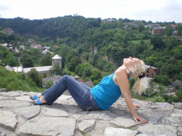 Оля Музыченко