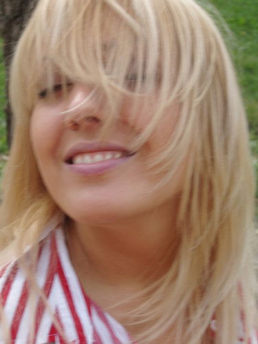 Елена Кински