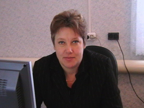 Елена Леснова