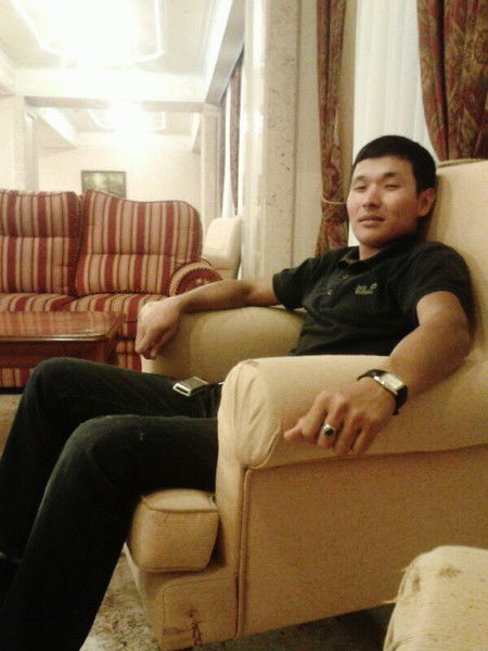 Бейбут Есен