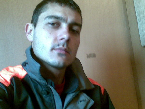 Юра Тихонов