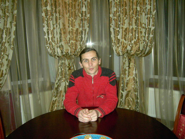 Олег Савельев