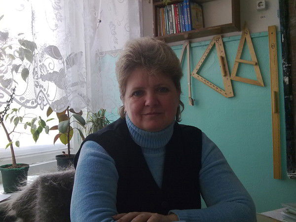 Елена Титова