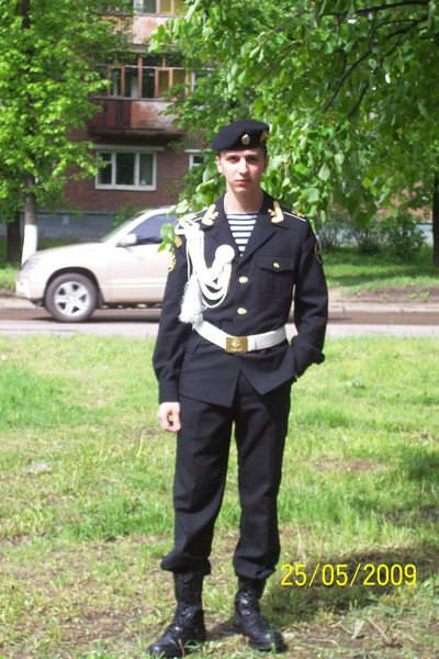 Алексей Карлашов