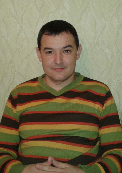 Рустам Харисов