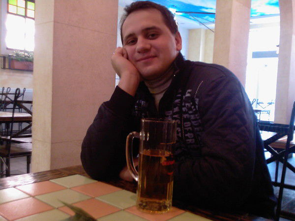 Максим Богданов