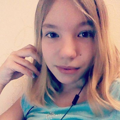 Анна Шарова