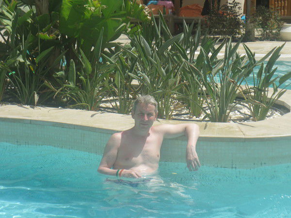 Александр Волков