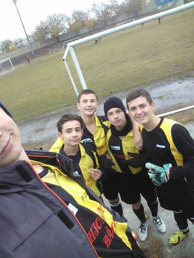 Даник Мудрик