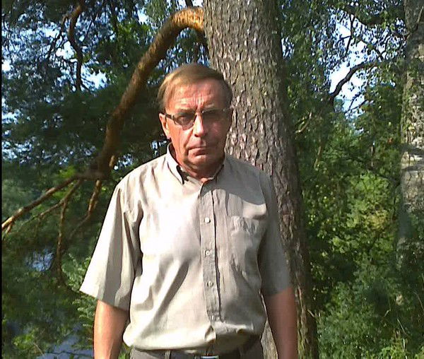 Анатолий Богданов