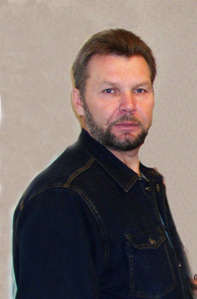 Константин Сафонов