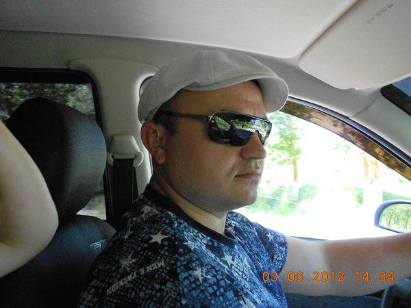 Олег Ивахно