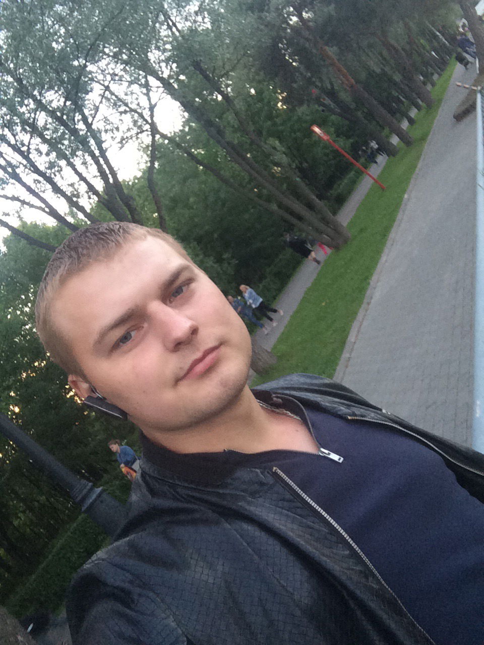 Анатолий Быкадоров