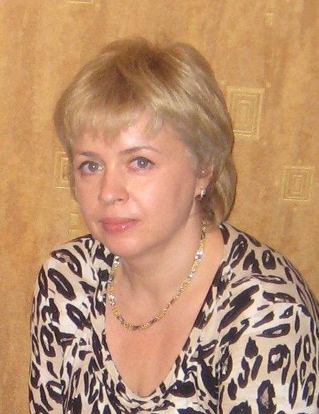 Елена Романова