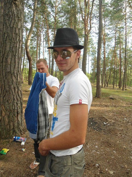 Павел Еленец