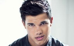 Димаш Адильбеков