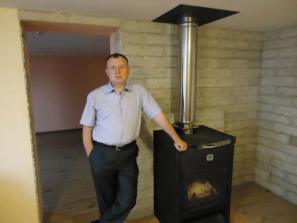 Анатолий Васильев