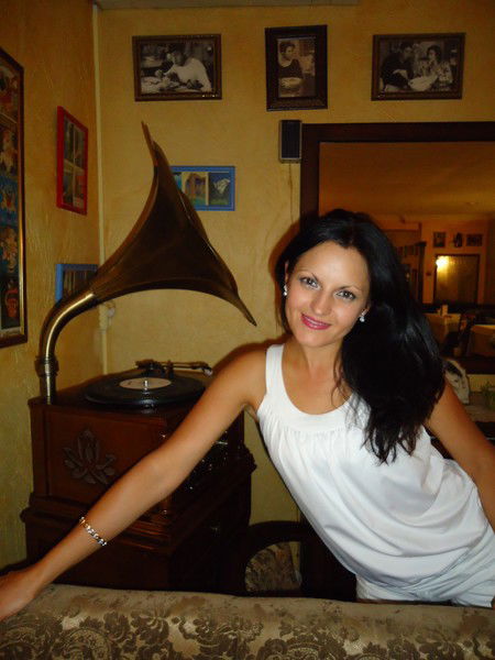 Таня Литвинова