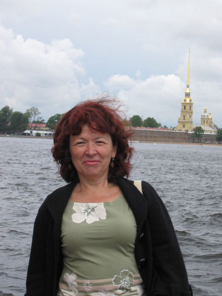 Таня Попова