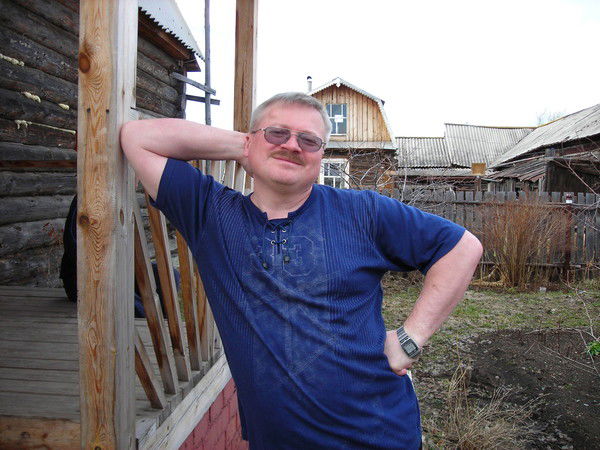 Владимир Лезин